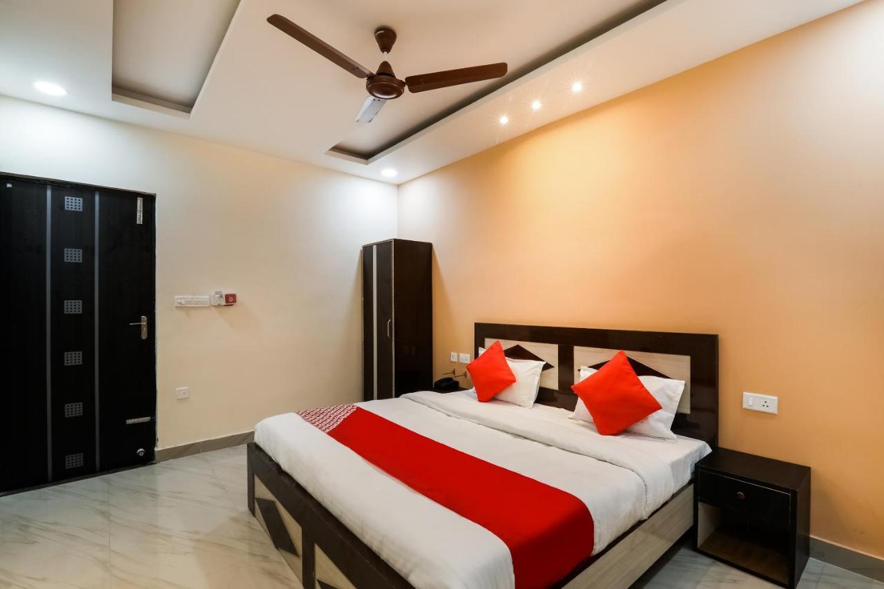 Oyo Flagship Krishna Regency Near Chaudhary Charan Singh International Airport Hotel Bijnaur Kültér fotó